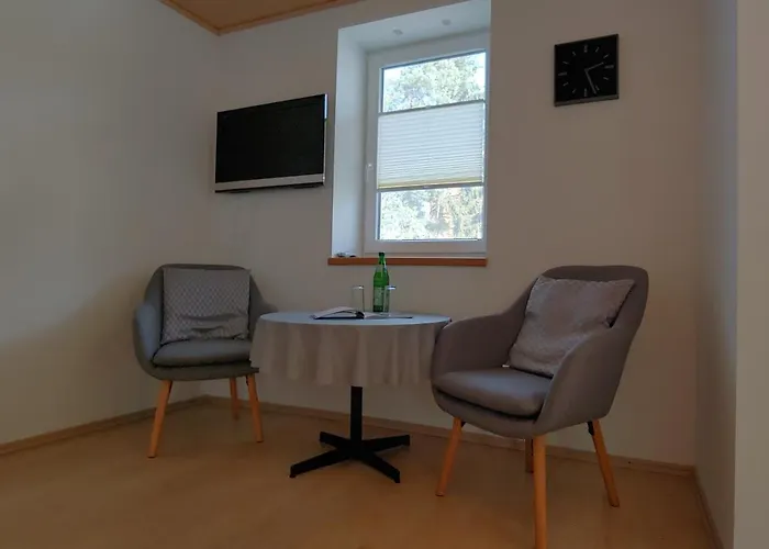 Moderne Ferienwohnungen Am Kurpark - Zentral, Ruhig & Nah Am Edersee